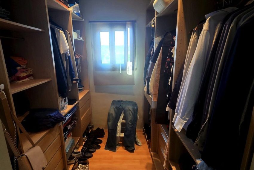 R5204659-Villa-For-Sale-Estepona-Semi-Detached-3-Beds-300-Built-7