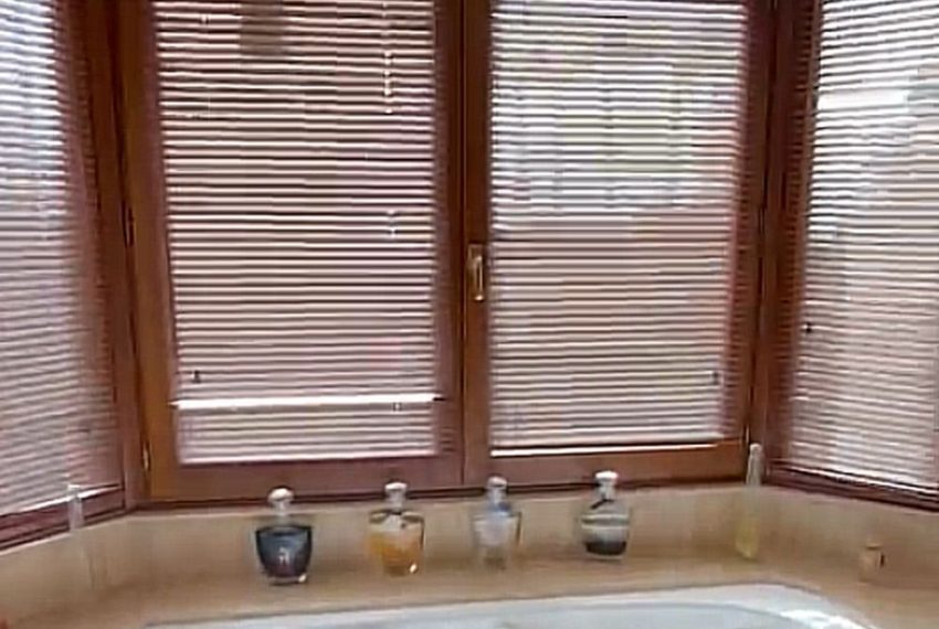 R5204737-Villa-For-Sale-Sierra-Blanca-Detached-7-Beds-985-Built-14