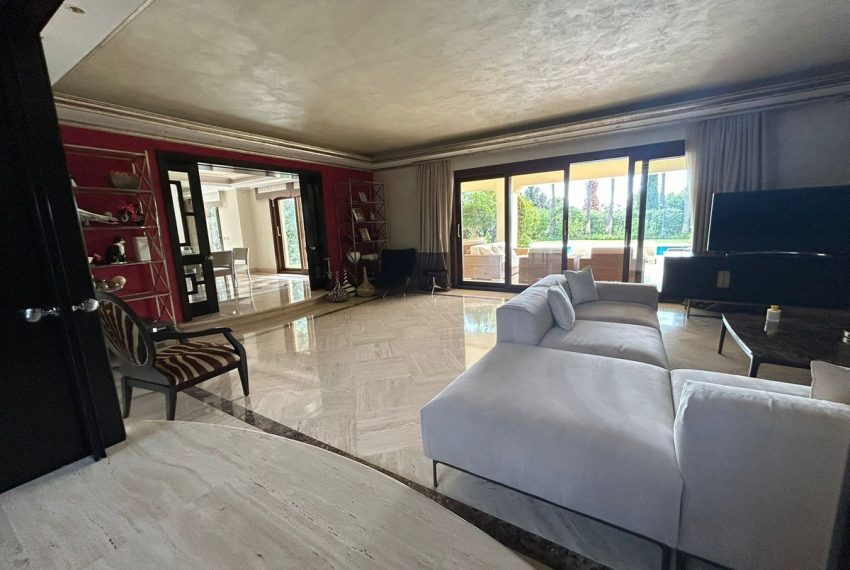 R5204737-Villa-For-Sale-Sierra-Blanca-Detached-7-Beds-985-Built-5