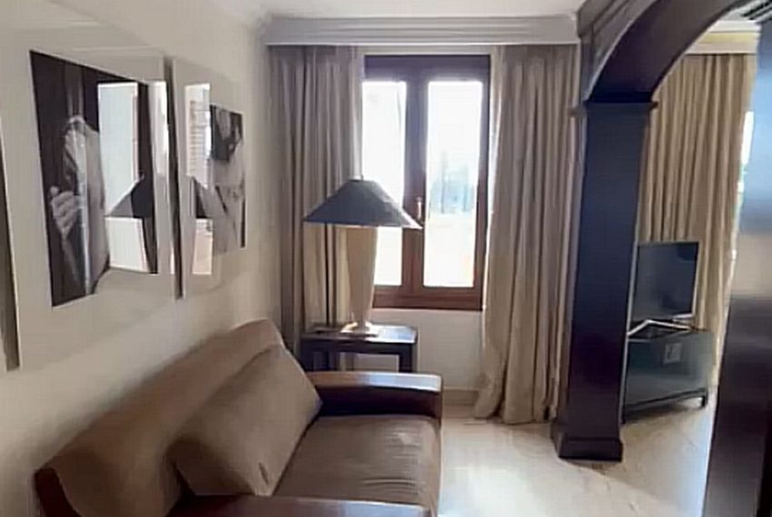 R5204737-Villa-For-Sale-Sierra-Blanca-Detached-7-Beds-985-Built-7