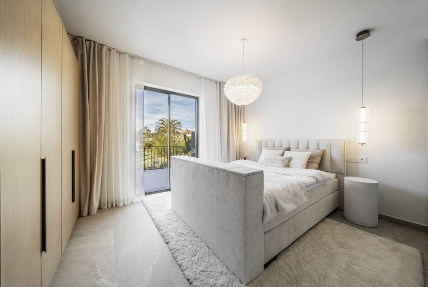 R5204818-Townhouse-For-Sale-Nueva-Andalucia-Terraced-4-Beds-230-Built-12