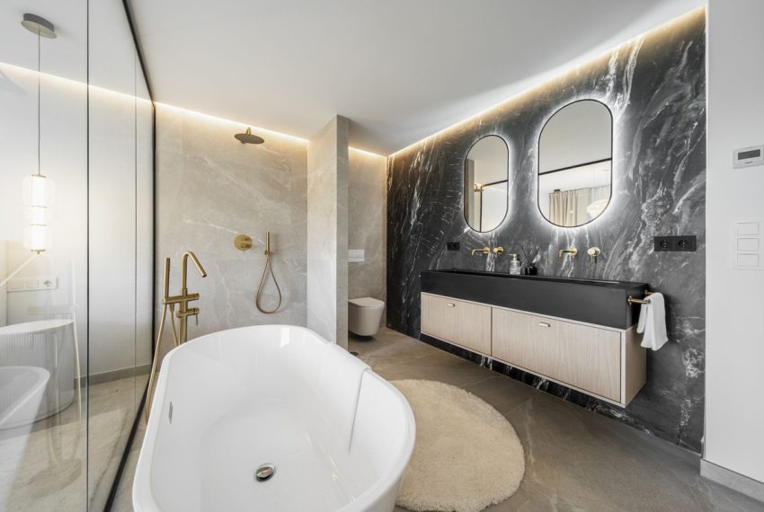 R5204818-Townhouse-For-Sale-Nueva-Andalucia-Terraced-4-Beds-230-Built-16