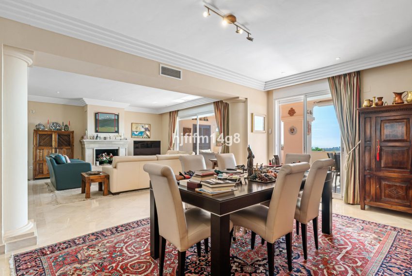 R5204881-Apartment-For-Sale-Nueva-Andalucia-Penthouse-Duplex-3-Beds-256-Built-3