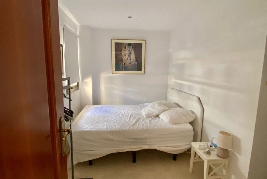 R5207791-Villa-For-Sale-Marbella-Detached-7-Beds-365-Built-19