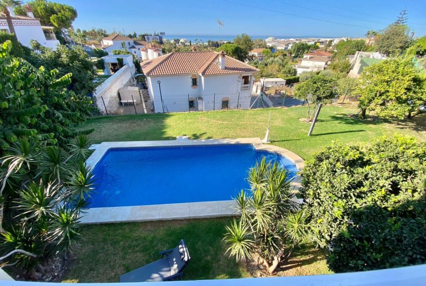 R5207791-Villa-For-Sale-Marbella-Detached-7-Beds-365-Built-2