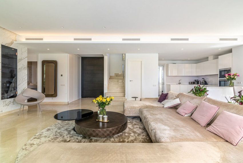 R5208496-Villa-For-Sale-Rio-Real-Detached-4-Beds-200-Built-14