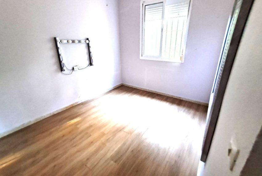 R5208601-Villa-For-Sale-Estepona-Detached-5-Beds-220-Built-11