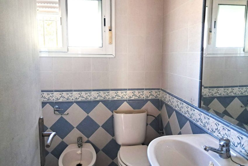 R5208601-Villa-For-Sale-Estepona-Detached-5-Beds-220-Built-15