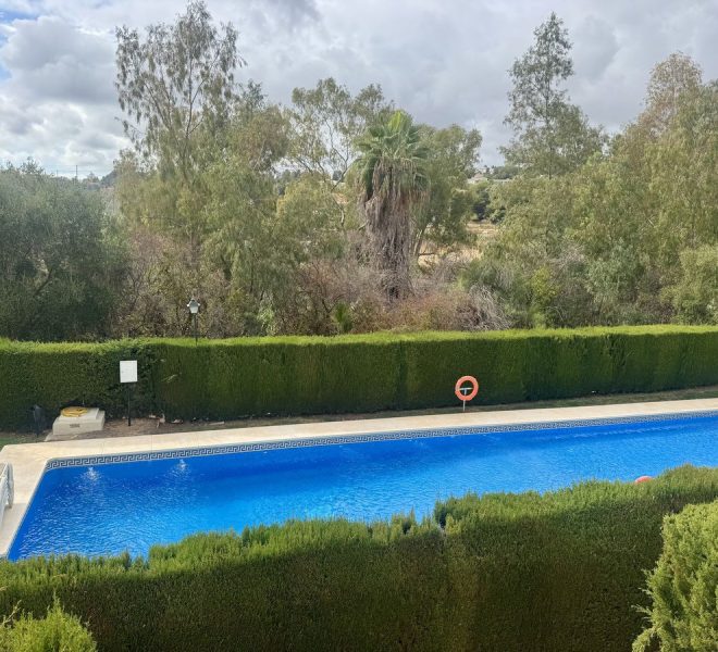 R5208649-Image 1-Terraced - 3 Beds - 177 Built