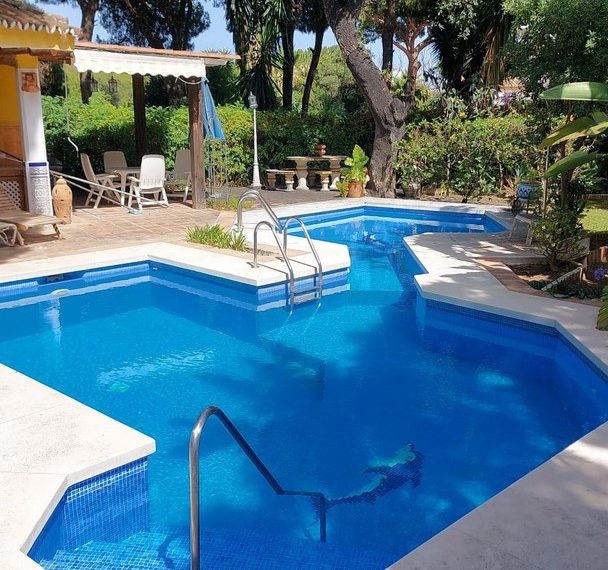 R5208703-Villa-For-Sale-Calahonda-Detached-4-Beds-171-Built-1