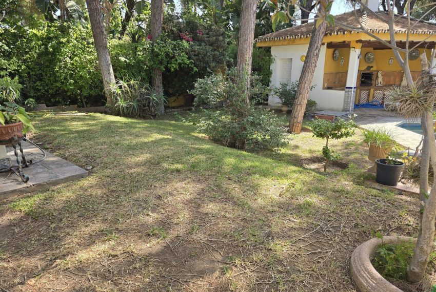 R5208703-Villa-For-Sale-Calahonda-Detached-4-Beds-171-Built-15