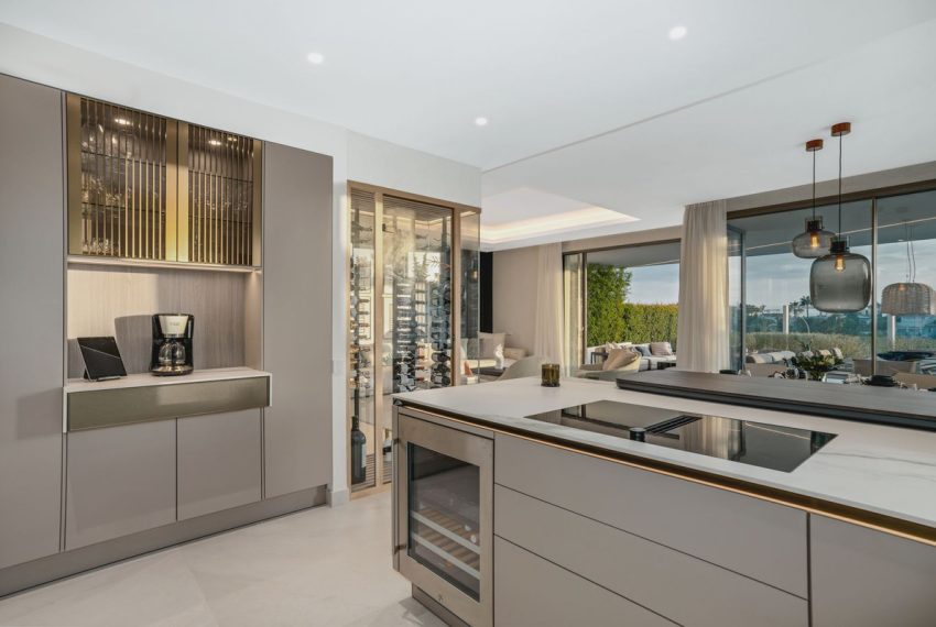 R5208745-Villa-For-Sale-Nueva-Andalucia-Semi-Detached-4-Beds-480-Built-10