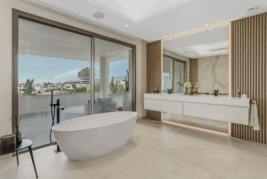 R5208745-Villa-For-Sale-Nueva-Andalucia-Semi-Detached-4-Beds-480-Built-19