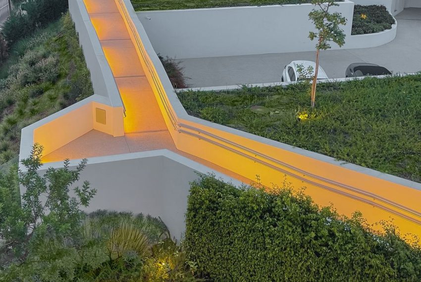 R5208745-Villa-For-Sale-Nueva-Andalucia-Semi-Detached-4-Beds-480-Built-3