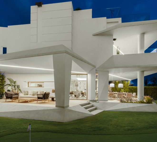 R5208745-Image 1-Semi Detached - 4 Beds - 480 Built