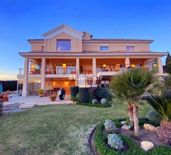 R5208775-Image 1-Detached - 8 Beds - 719 Built