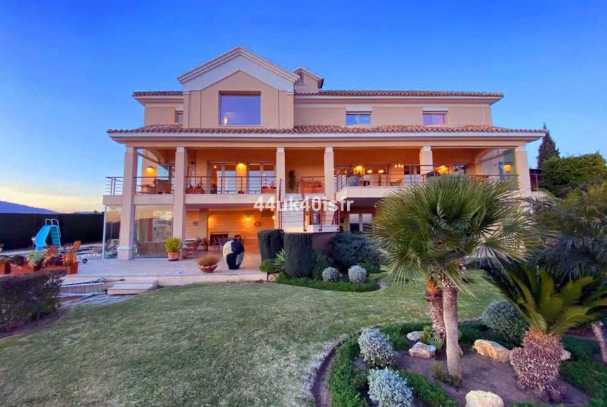 R5208775-Villa-For-Sale-Mijas-Golf-Detached-8-Beds-719-Built