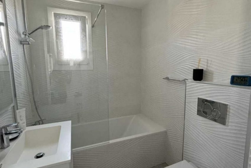 R5209171-Villa-For-Sale-El-Paraiso-Detached-3-Beds-148-Built-13