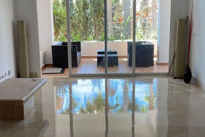 R5209249-Apartment-For-Sale-Nueva-Andalucia-Ground-Floor-3-Beds-150-Built-4