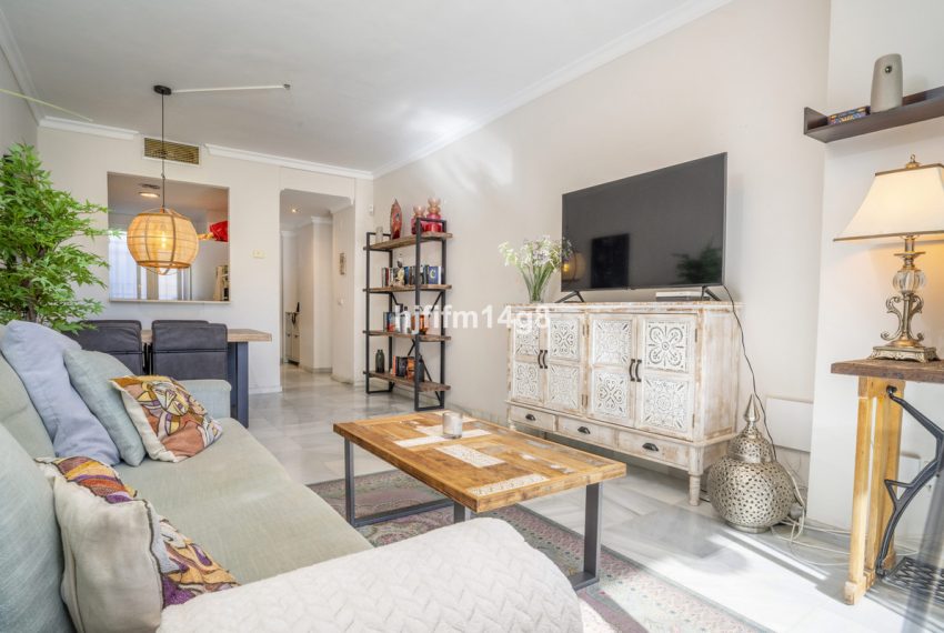 R5209372-Apartment-For-Sale-Nueva-Andalucia-Ground-Floor-2-Beds-80-Built-5