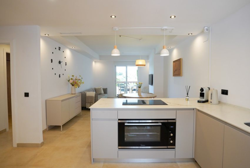 R5209435-Apartment-For-Sale-Nueva-Andalucia-Middle-Floor-2-Beds-86-Built-3