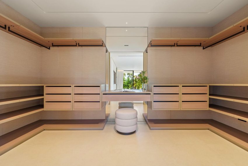 R5210266-Villa-For-Sale-The-Golden-Mile-Detached-5-Beds-696-Built-13