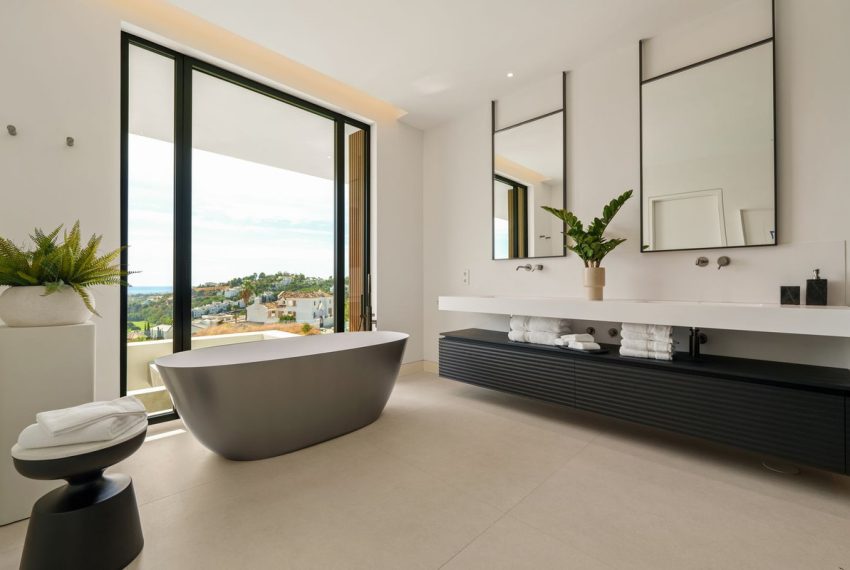 R5210293-Villa-For-Sale-La-Quinta-Detached-6-Beds-636-Built-10