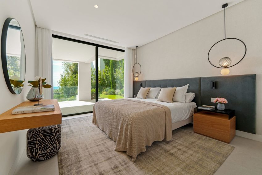 R5210293-Villa-For-Sale-La-Quinta-Detached-6-Beds-636-Built-3