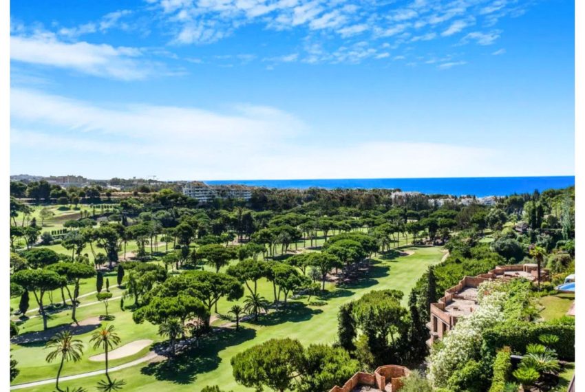 R5210398-Apartment-For-Sale-Marbella-Penthouse-Duplex-4-Beds-310-Built-1