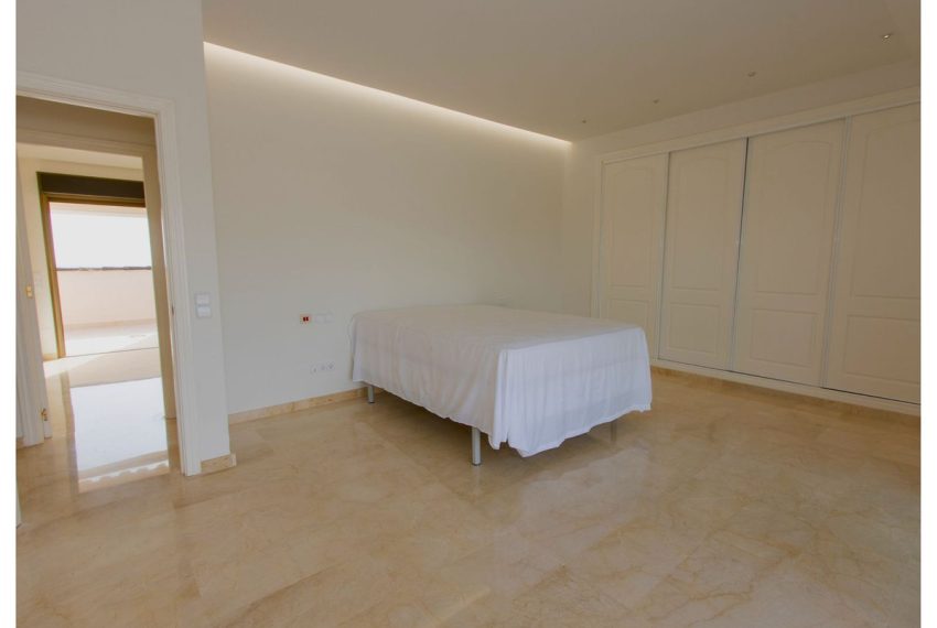 R5210398-Apartment-For-Sale-Marbella-Penthouse-Duplex-4-Beds-310-Built-9