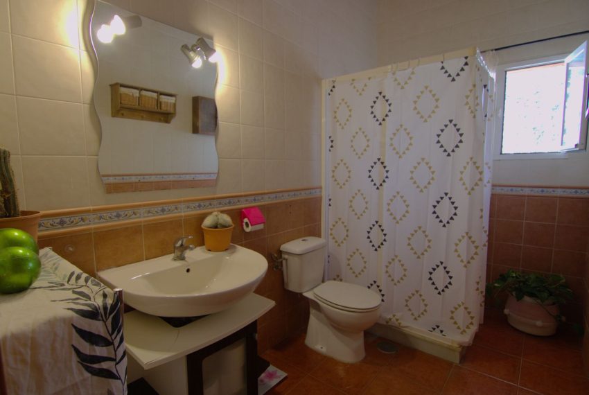 R5210419-Villa-For-Sale-Coin-Detached-3-Beds-148-Built-16