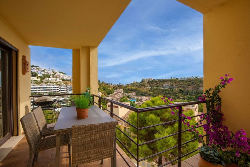 R5210503-Apartment-For-Sale-Benahavis-Middle-Floor-3-Beds-121-Built-10