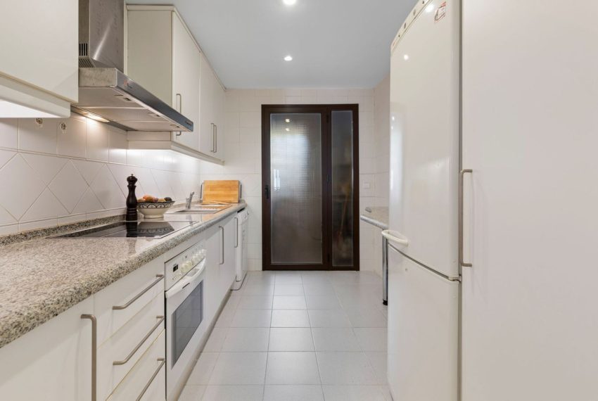 R5210503-Apartment-For-Sale-Benahavis-Middle-Floor-3-Beds-121-Built-5