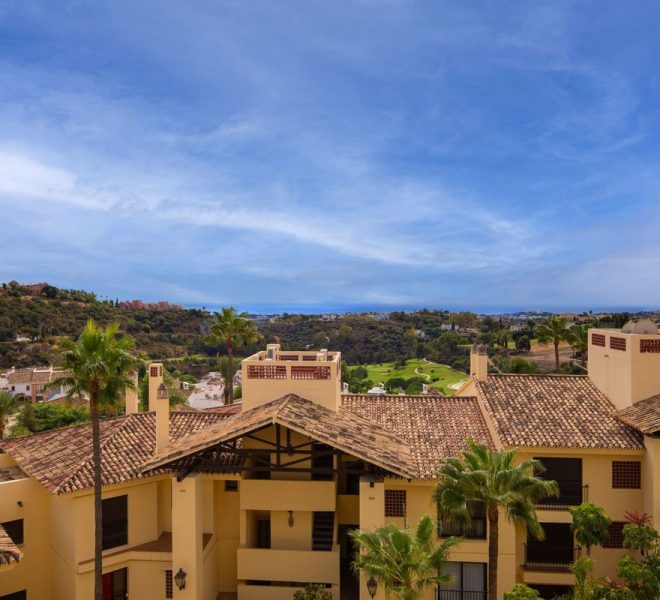 R5210503-Image 1-Middle Floor - 3 Beds - 121 Built