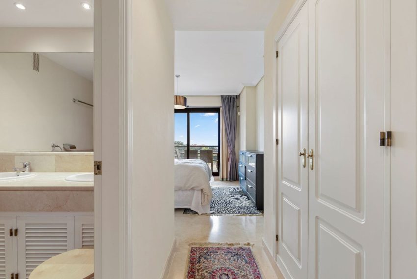 R5210503-Apartment-For-Sale-Benahavis-Middle-Floor-3-Beds-121-Built-8