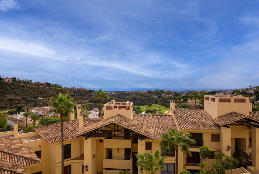 R5210503-Apartment-For-Sale-Benahavis-Middle-Floor-3-Beds-121-Built