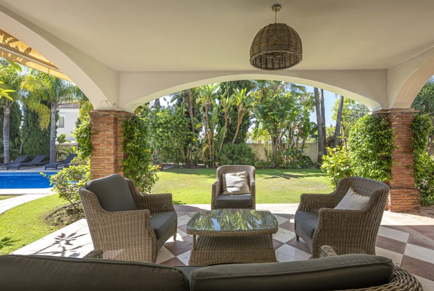 R5211262-Villa-For-Sale-Benahavis-Detached-5-Beds-536-Built-3