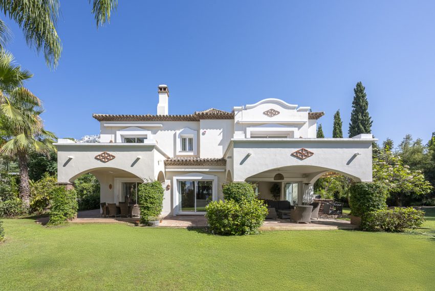 R5211262-Villa-For-Sale-Benahavis-Detached-5-Beds-536-Built-4