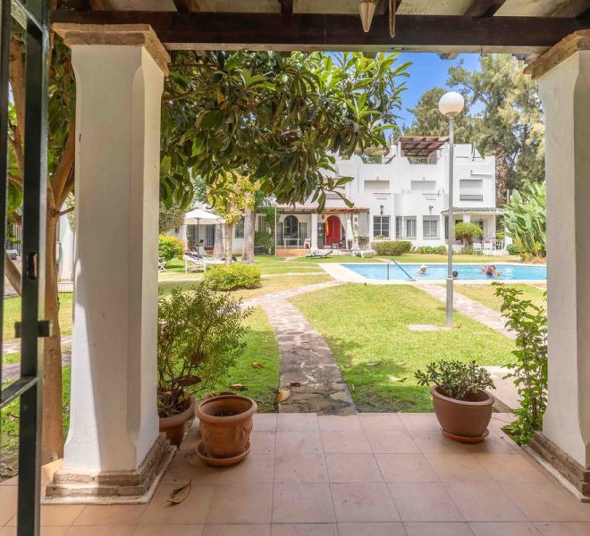 R5211721-Image 1-Terraced - 3 Beds - 129 Built