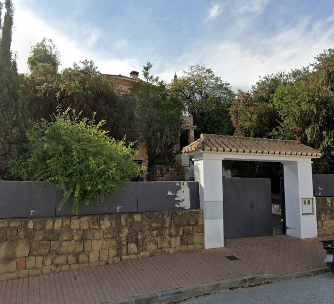 R5211886-Image 1-Detached - 5 Beds - 441 Built