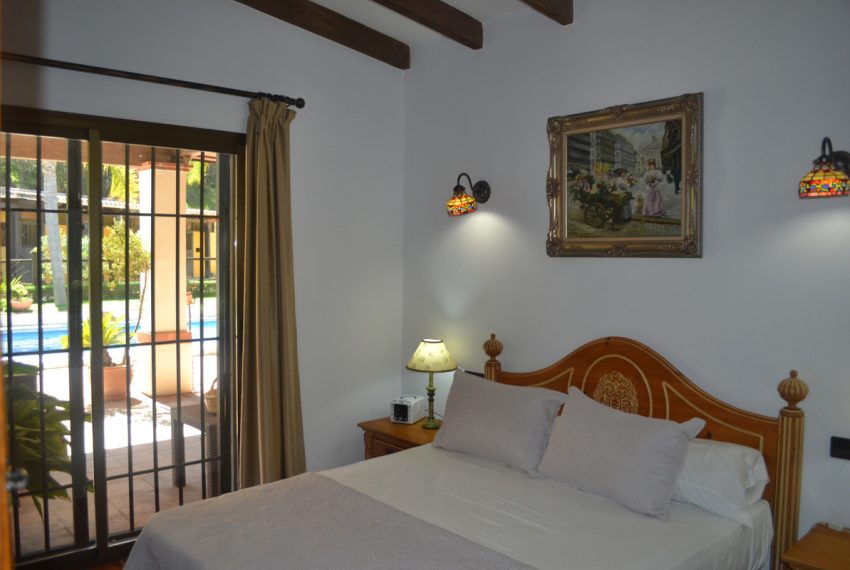 R3826894-Villa-For-Sale-Coin-Finca-5-Beds-200-Built-10