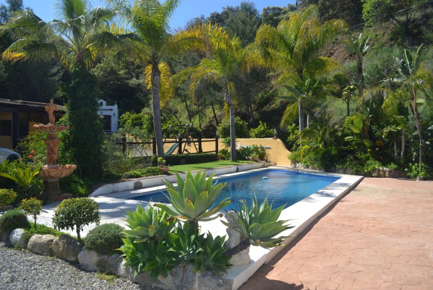 R3826894-Villa-For-Sale-Coin-Finca-5-Beds-200-Built-16