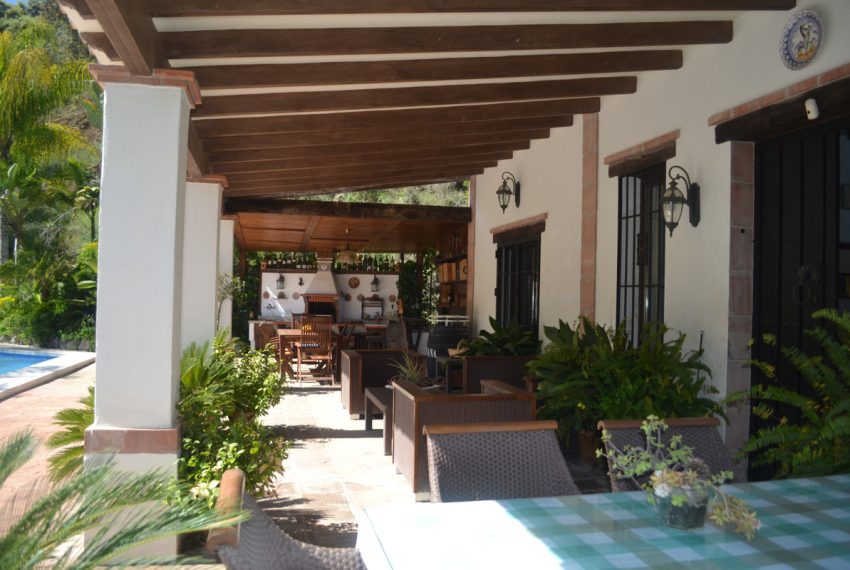 R3826894-Villa-For-Sale-Coin-Finca-5-Beds-200-Built-2