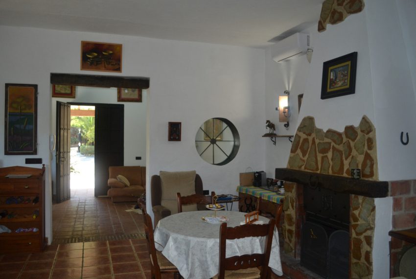 R3826894-Villa-For-Sale-Coin-Finca-5-Beds-200-Built-6