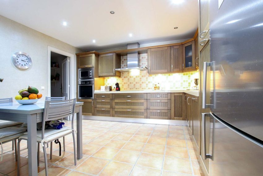 R4672741-Apartment-For-Sale-Nueva-Andalucia-Ground-Floor-3-Beds-102-Built-3