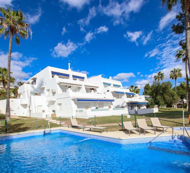 R4672741-Image 1-Ground Floor - 3 Beds - 102 Built