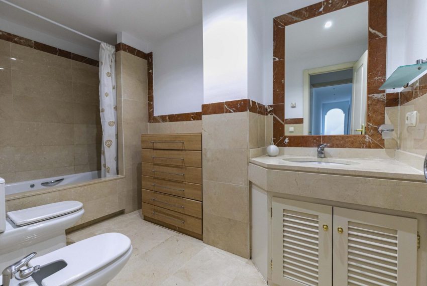 R4827436-Apartment-For-Sale-Marbella-Middle-Floor-Apartment-2-Beds-106-Built-8