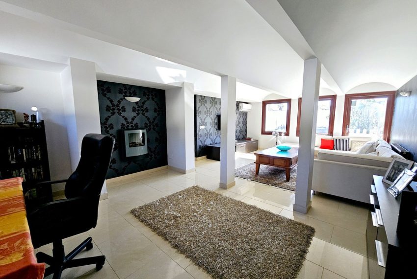 R4875823-Villa-For-Sale-Estepona-Detached-6-Beds-314-Built-5