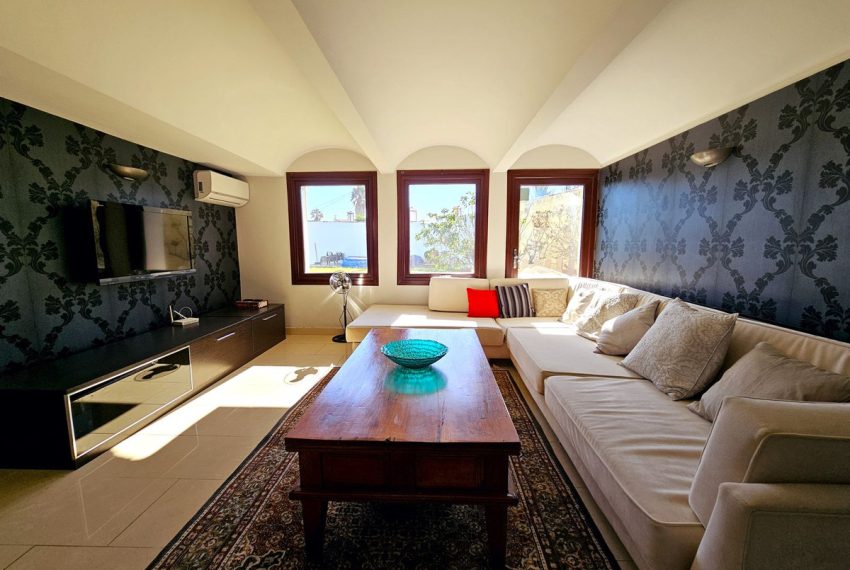 R4875823-Villa-For-Sale-Estepona-Detached-6-Beds-314-Built-7