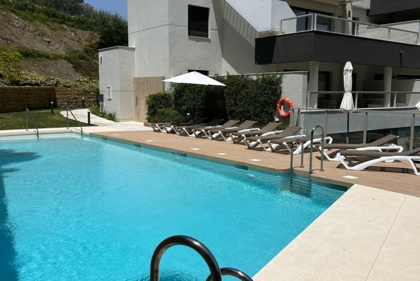 R4969888-Apartment-For-Sale-La-Quinta-Middle-Floor-Apartment-3-Beds-105-Built-10